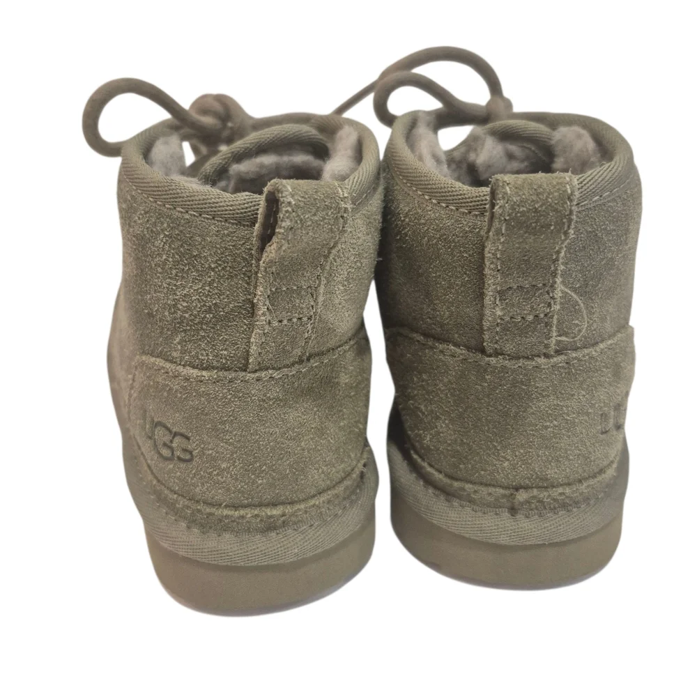 UGG Neumel Burnt Olive Green Sheepskin Suede Ankle Boots Youth Kids Size 1